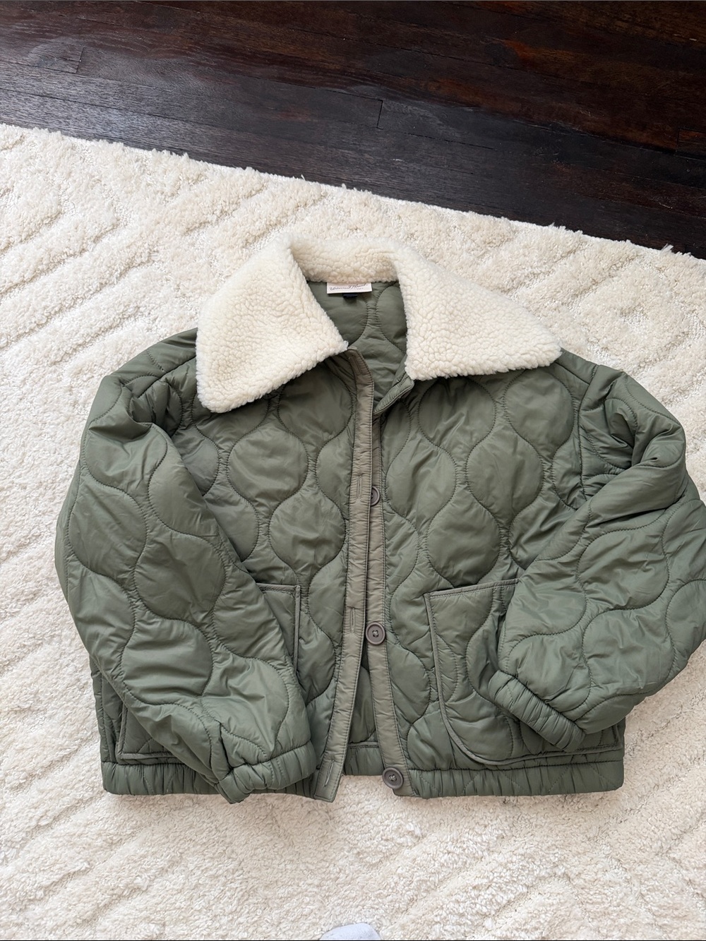 Universal Thread Olive Green Quilted Jacket with Cream Sherpa Collar
